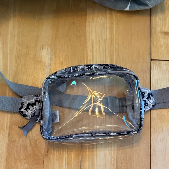 Vera Bradley Handbags - Vera Bradley Medley Clear Floral Trim Fanny Pack EUC